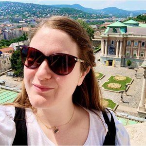 Meet your Posher, Ashley